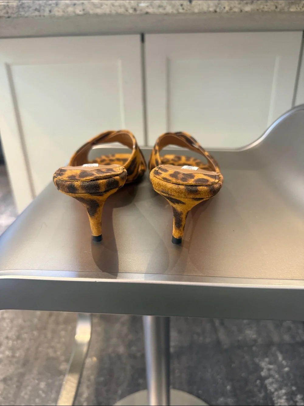 NIB Aquazzura Divine Leopard-Print Kitten Heel Sandals 50 mm - Picture 6 of 9
